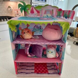 NWOT, Squishmallow Squishville Blue Seas Inn